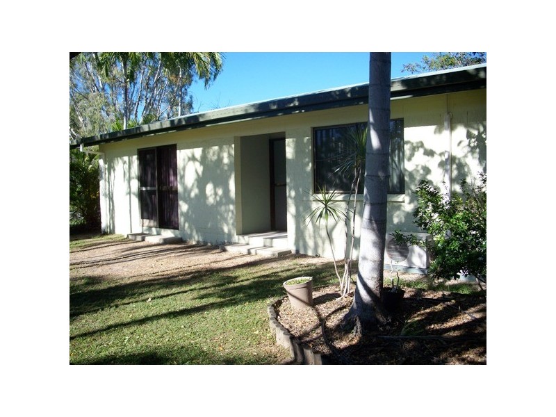 181 Ocean Parade, Balgal Beach QLD 4816