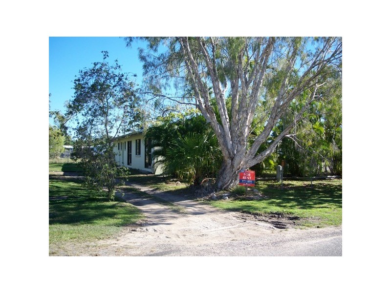 181 Ocean Parade, Balgal Beach QLD 4816