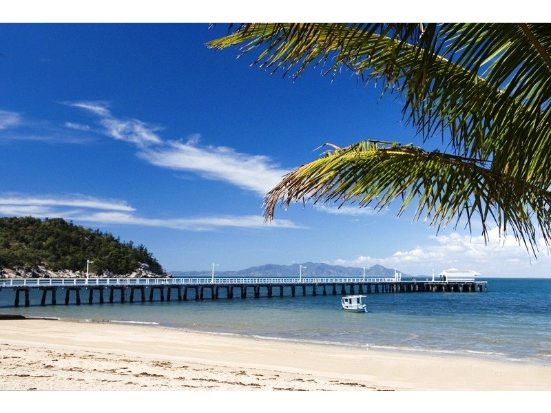 18 Yule Street, Picnic Bay QLD 4819