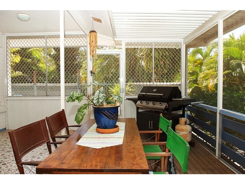 18 Yule Street, Picnic Bay QLD 4819