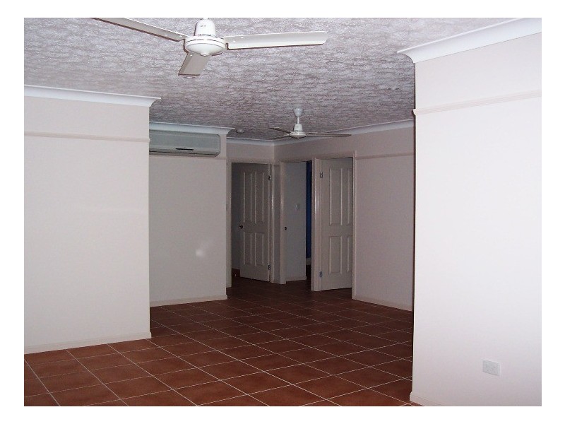 18 Woodlands Court , Deeragun QLD 4818