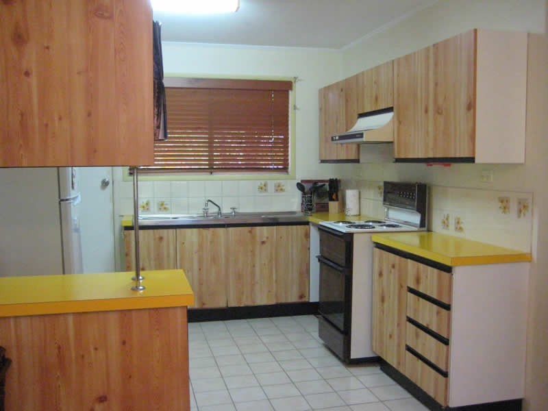 19 Coates Street, Mount Louisa QLD 4814