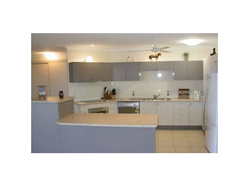 19 Minstrel Court, Bushland Beach QLD 4818