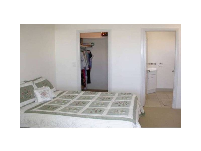 19 Minstrel Court, Bushland Beach QLD 4818