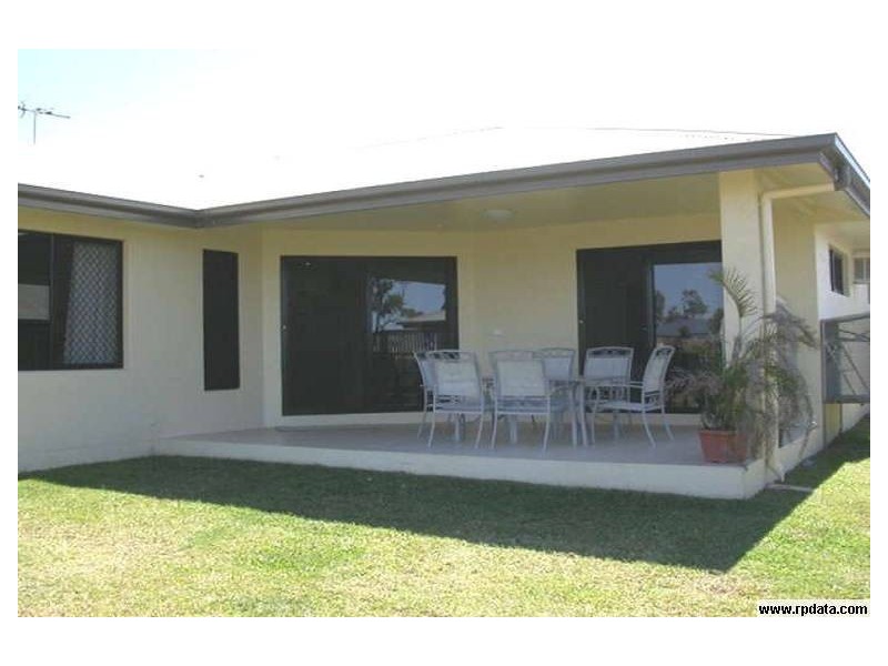 19 Minstrel Court, Bushland Beach QLD 4818