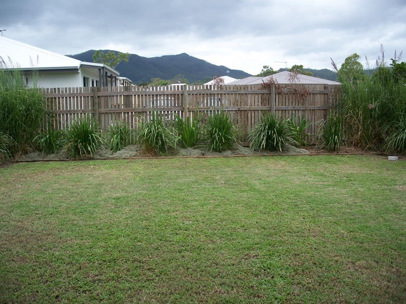 2/3 Crista Court, Kelso QLD 4815