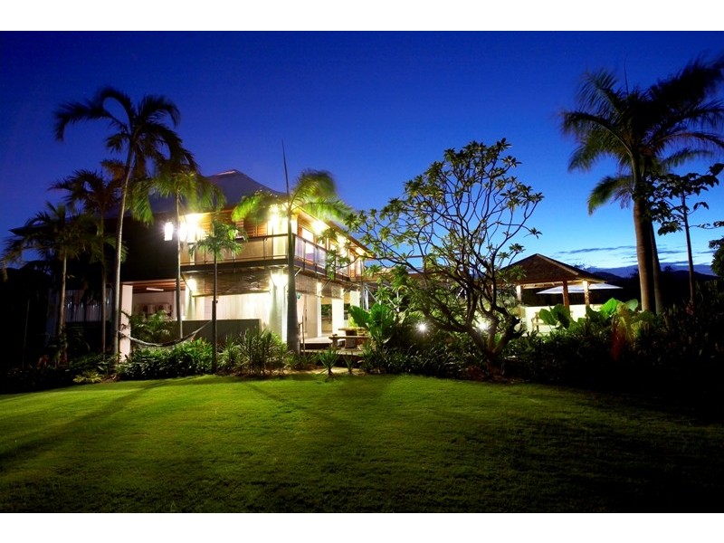 20 Pacific Dr, Horseshoe Bay, Magnetic Island QLD 4819