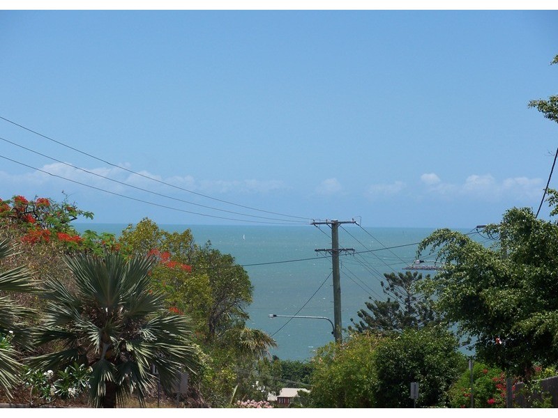 21/6 Hale Street, Townsville QLD 4810