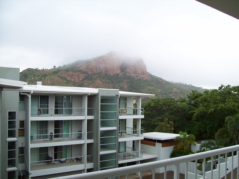 21/6 Hale Street, Townsville QLD 4810