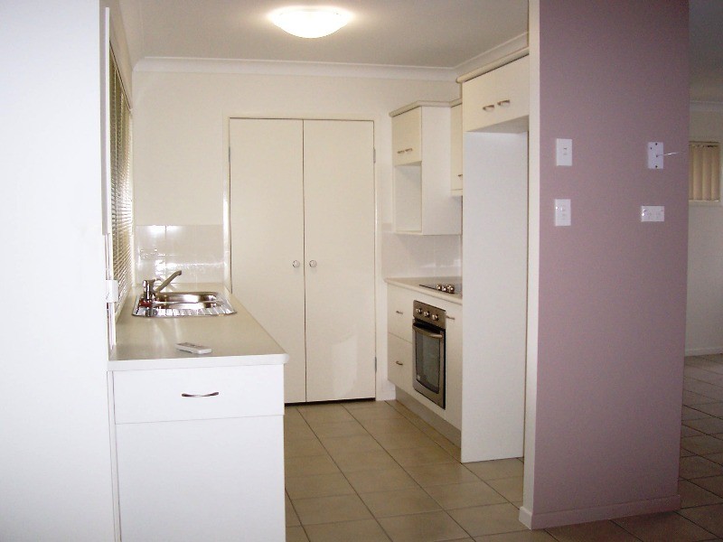 23 Elphinstone Drive, Kirwan QLD 4817