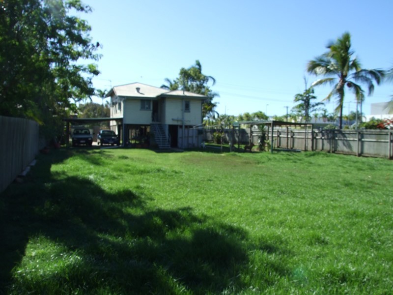 27 Haig Street, Pimlico QLD 4812