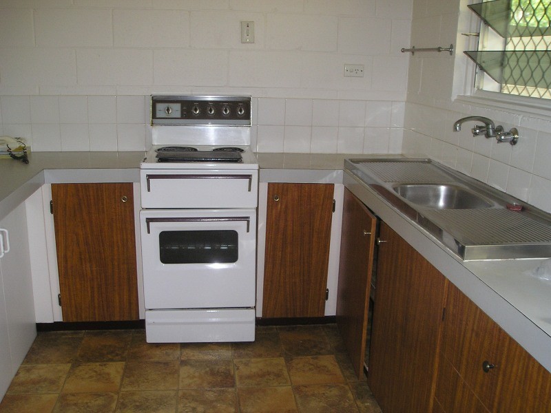 2/9  Jenner Street, Wulguru QLD 4811