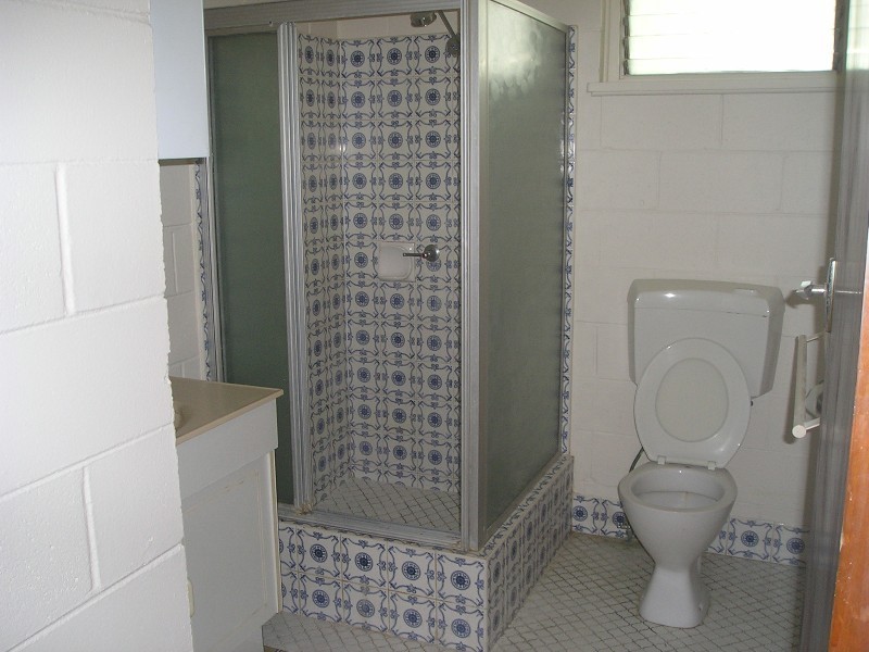 2/9  Jenner Street, Wulguru QLD 4811