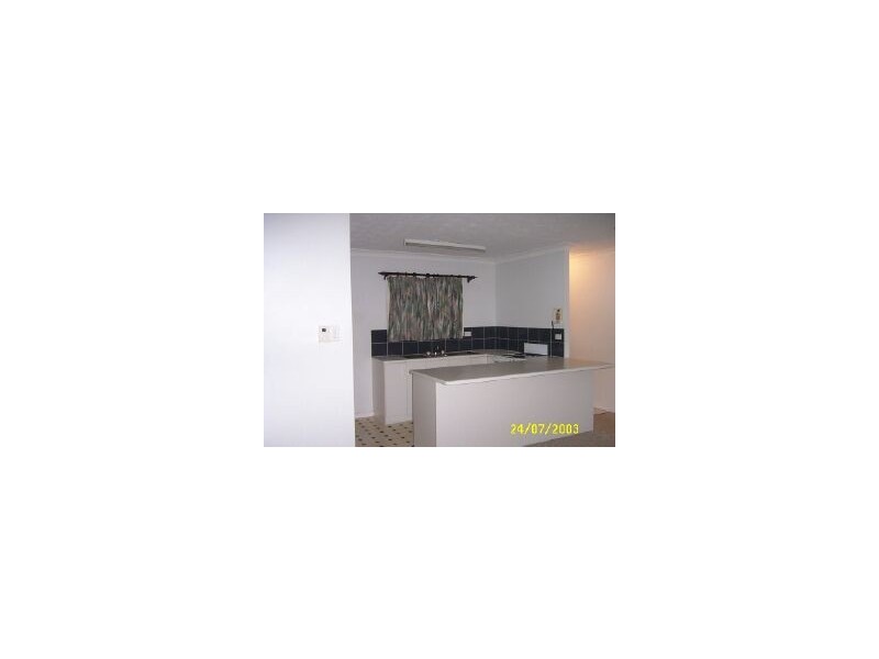 2/40 Corcoran Street, Currajong QLD 4812