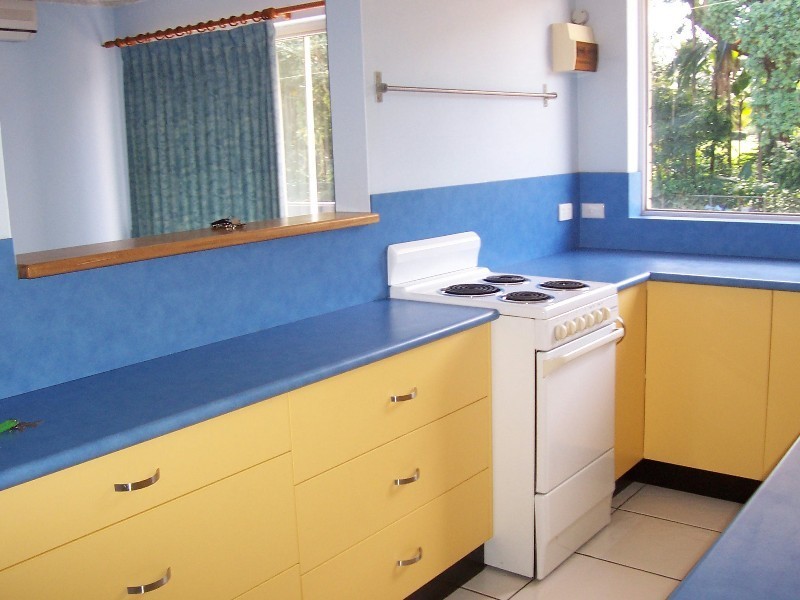 2/23 Gregory Street, North Ward QLD 4810