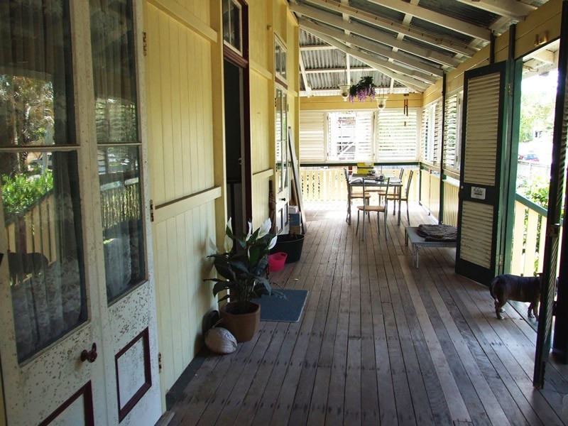 30 Philp Street, Hermit Park QLD 4812