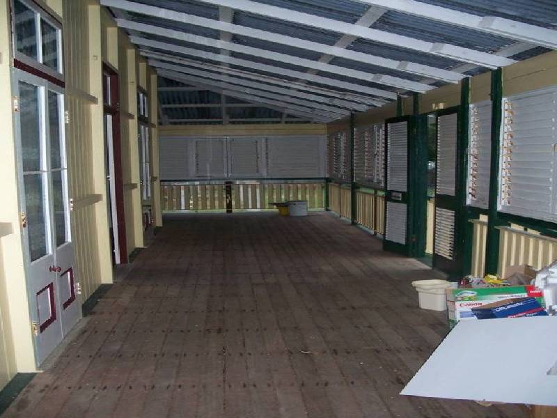 30 Philp Street, Hermit Park QLD 4812