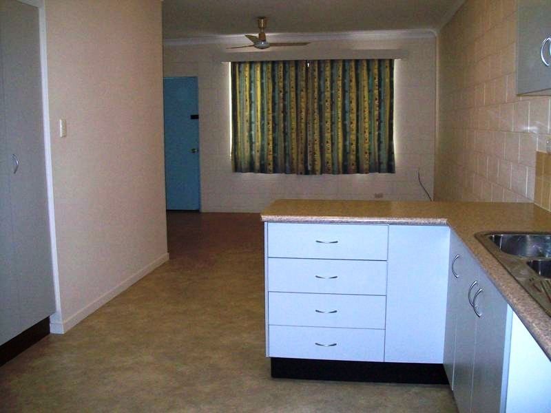 3/105 Livingstone Street, West End QLD 4810