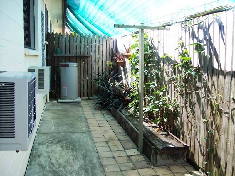 3/105 Livingstone Street, West End QLD 4810