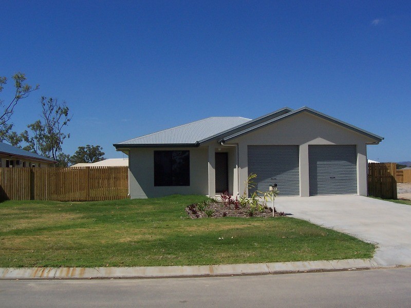 32 Janelle Street, Kelso QLD 4815