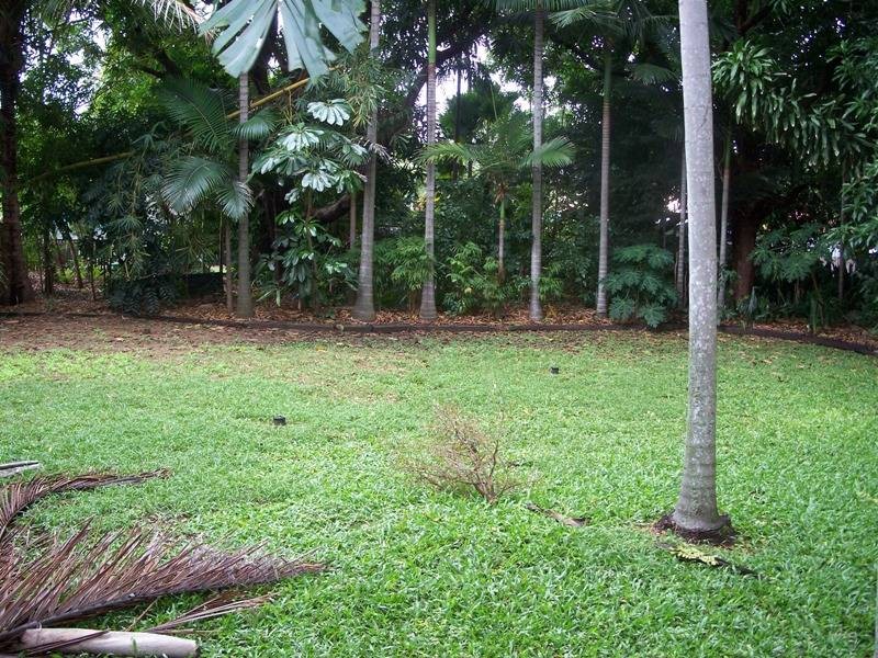 33 Armstrong Street, Hermit Park QLD 4812