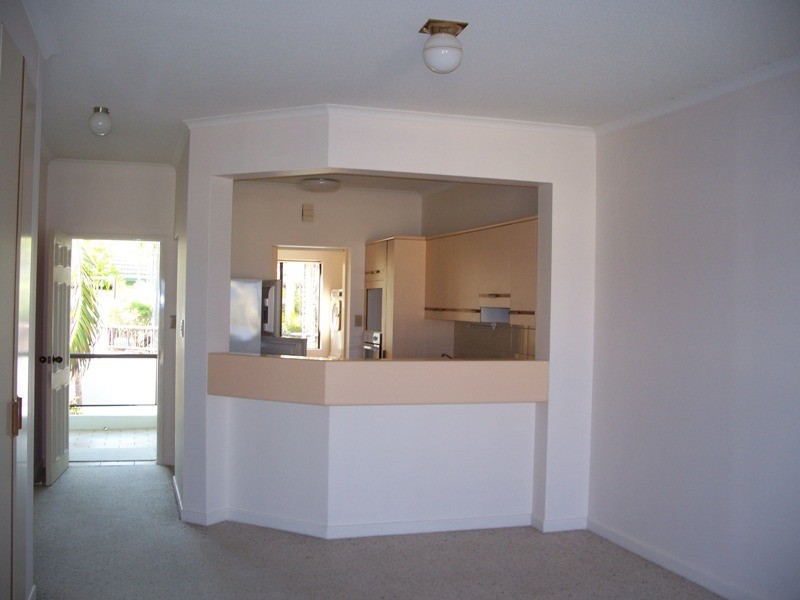 36/7 Hale Street, North Ward QLD 4810