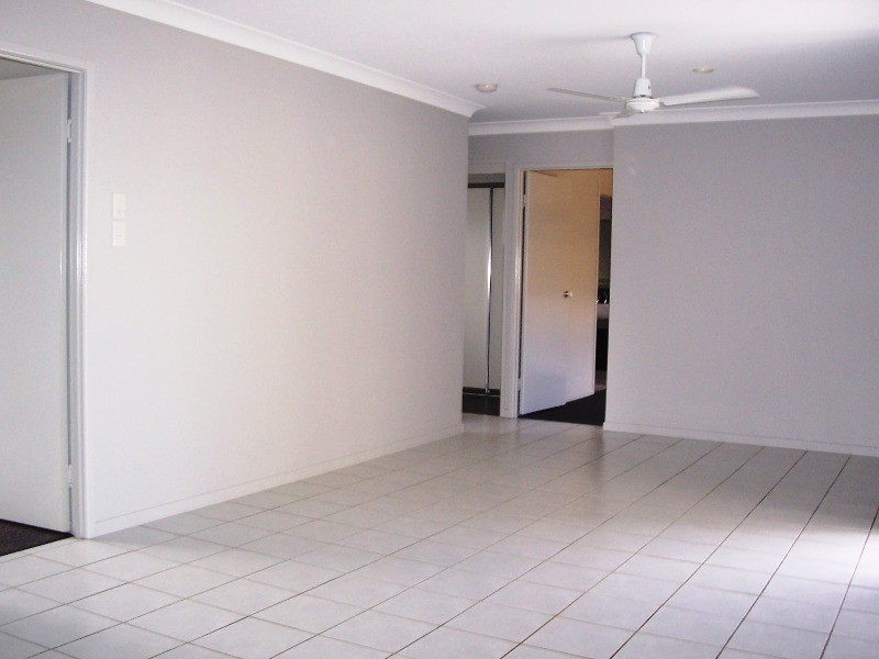 37 Fitzgerald Crescent, Kirwan QLD 4817