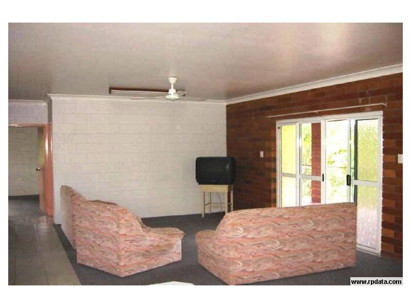 39 White  Street, Cardwell QLD 4849