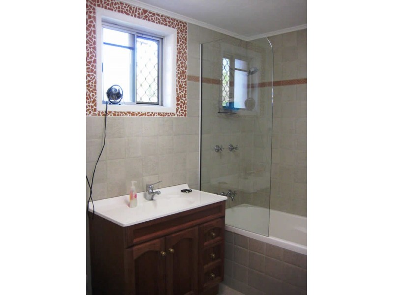 3 Yanda Court, Mount Louisa QLD 4814