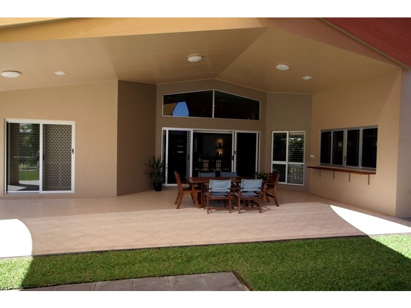 3 Bamboo Cr, Mount Louisa QLD 4814