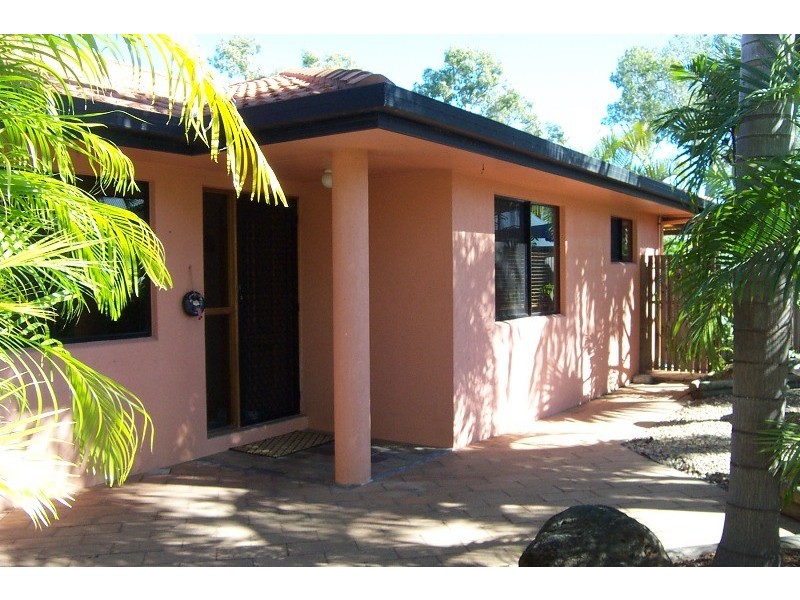 3 Fig Court, Bushland Beach QLD 4818