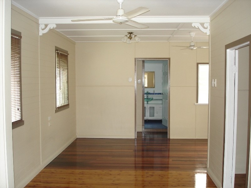 3 Plant Street, West End QLD 4810