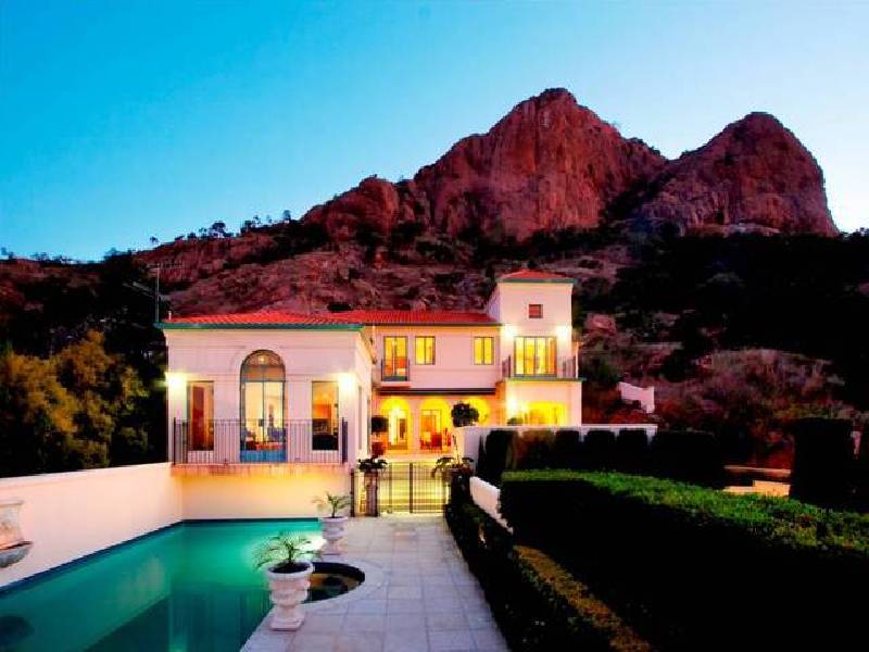 42 Stanton Terrace, North Ward QLD 4810