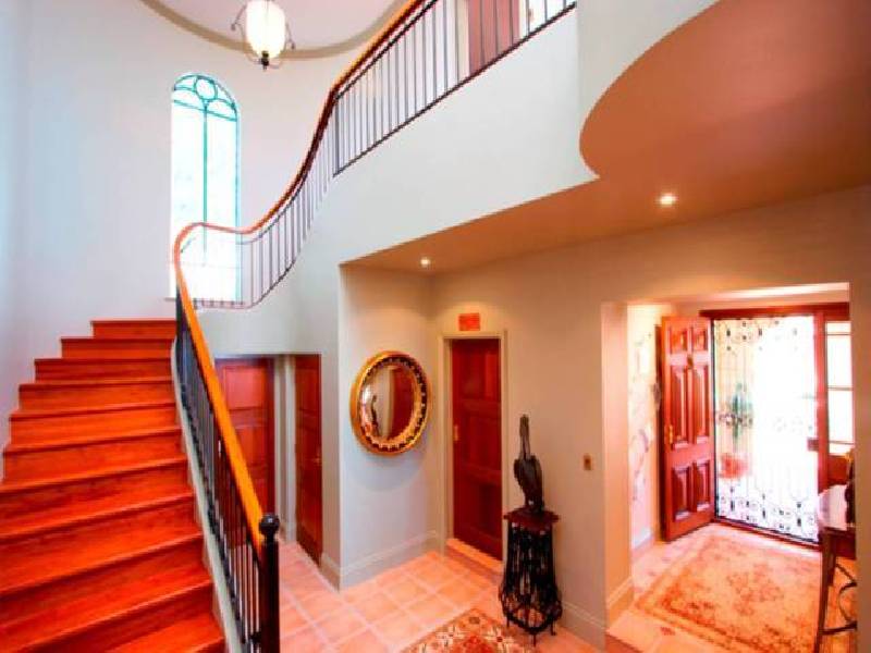 42 Stanton Terrace, North Ward QLD 4810