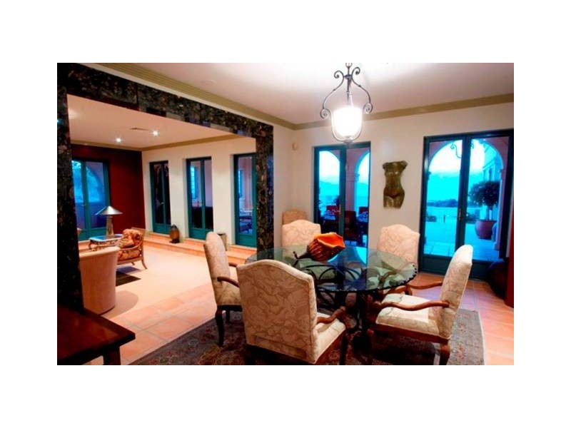 42 Stanton Terrace, North Ward QLD 4810