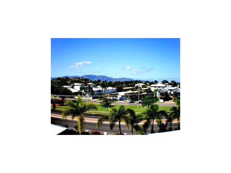 22/42 Warburton Street, North Ward QLD 4810