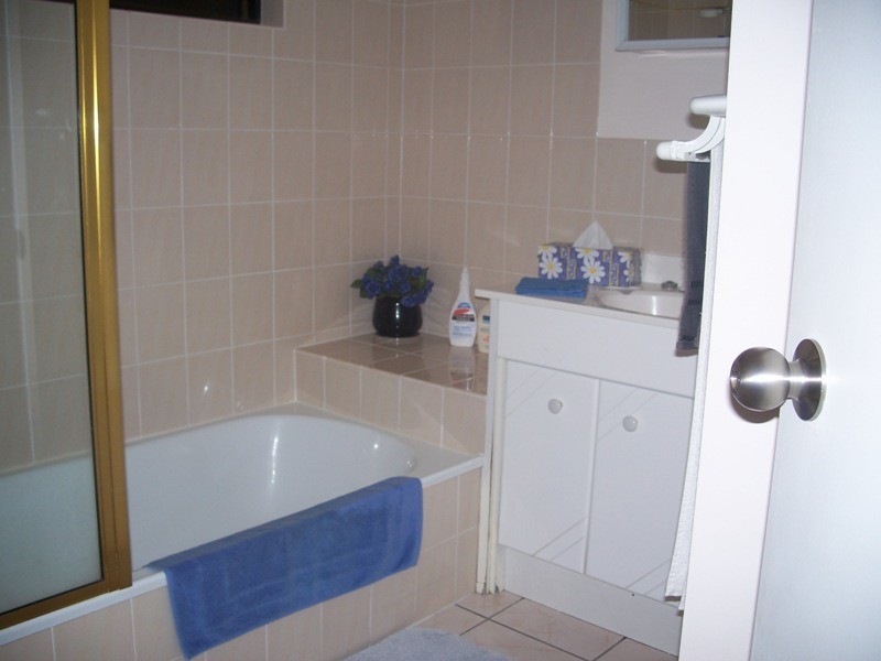 4/42 McCabe Crescent, Magnetic Island QLD 4819