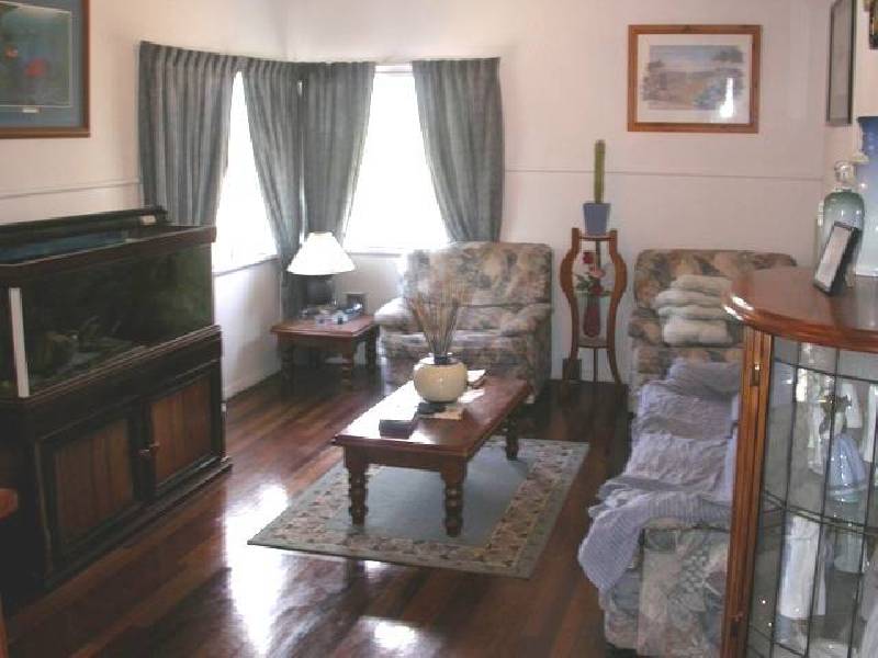 45 Lowth Street, Rosslea QLD 4812
