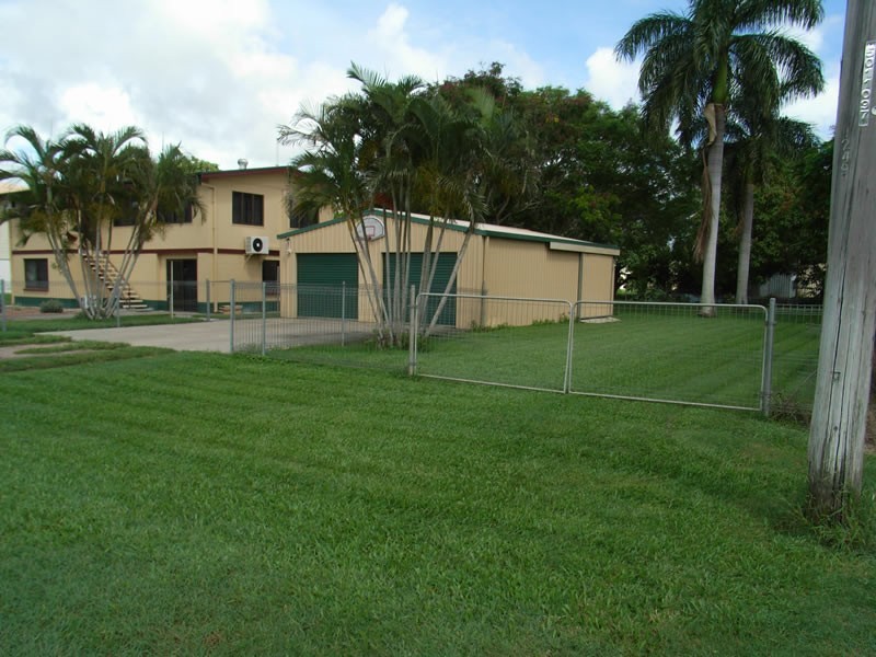 4 Ninth Street, Home Hill QLD 4806