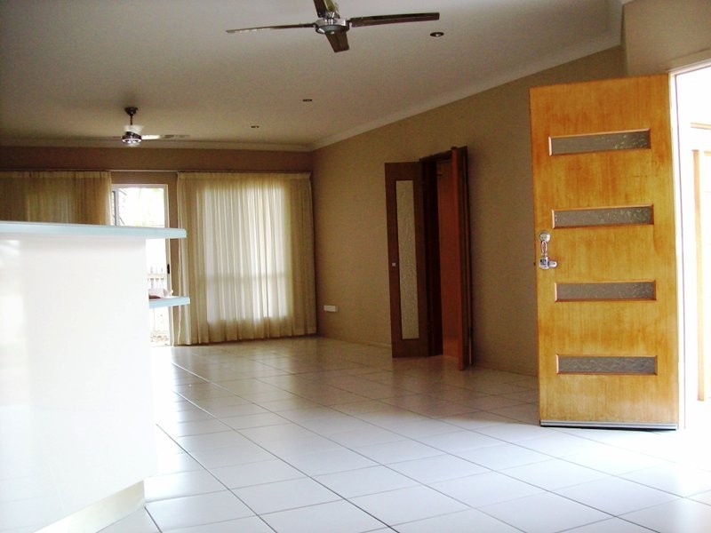 4 Toucan Crescent, Condon QLD 4815