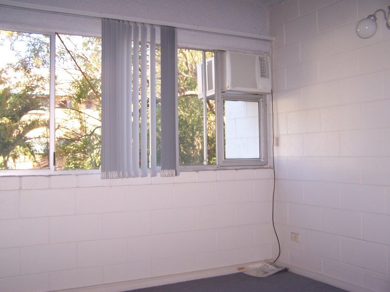 4/88 Eyre Street, North Ward QLD 4810