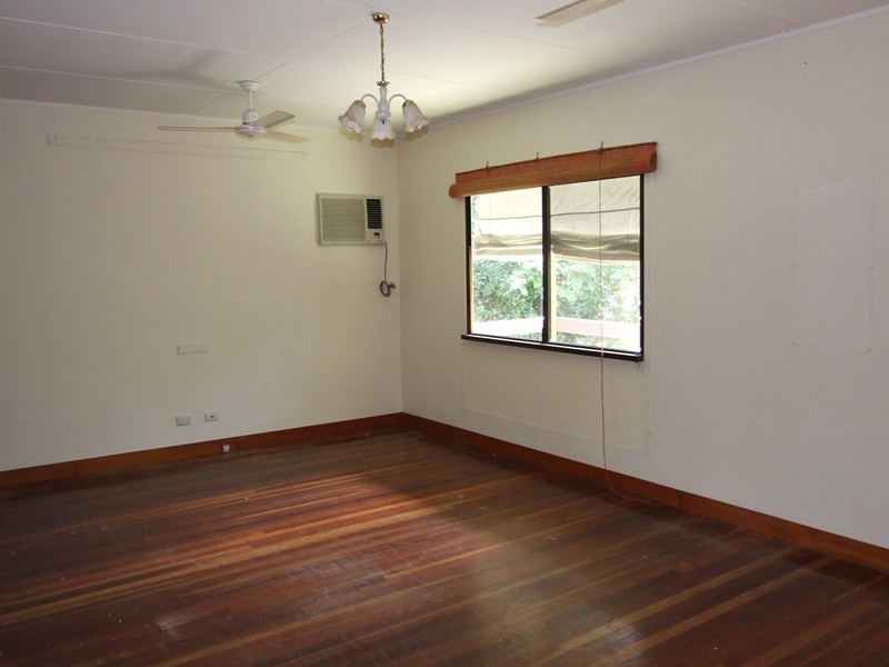 53 Sooning Street, Magnetic Island QLD 4819