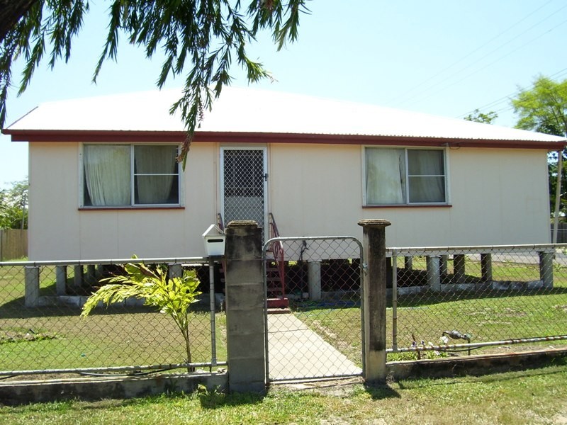 58 Norris Street, Hermit Park QLD 4812