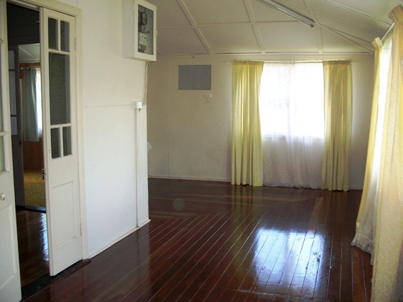 58 Norris Street, Hermit Park QLD 4812