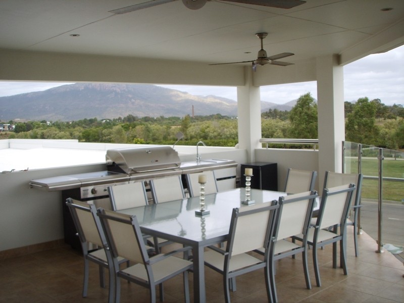 59 River Boulevarde, Idalia QLD 4811