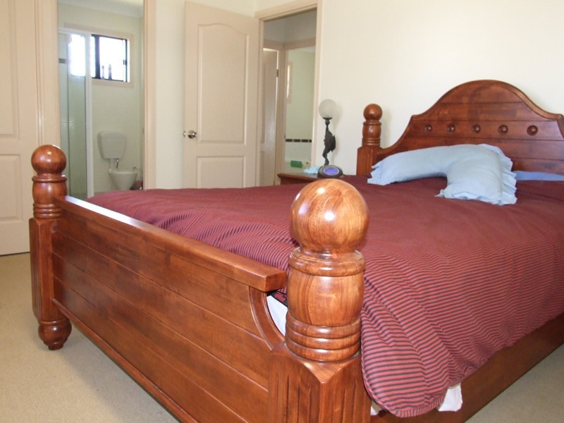 5 Crista Court, Kelso QLD 4815