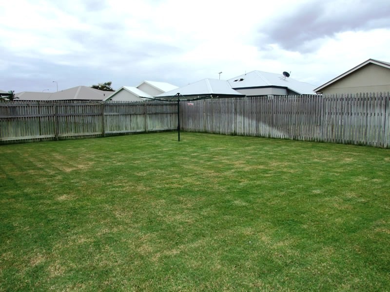 5 Fitzgerald Crescent, Kirwan QLD 4817