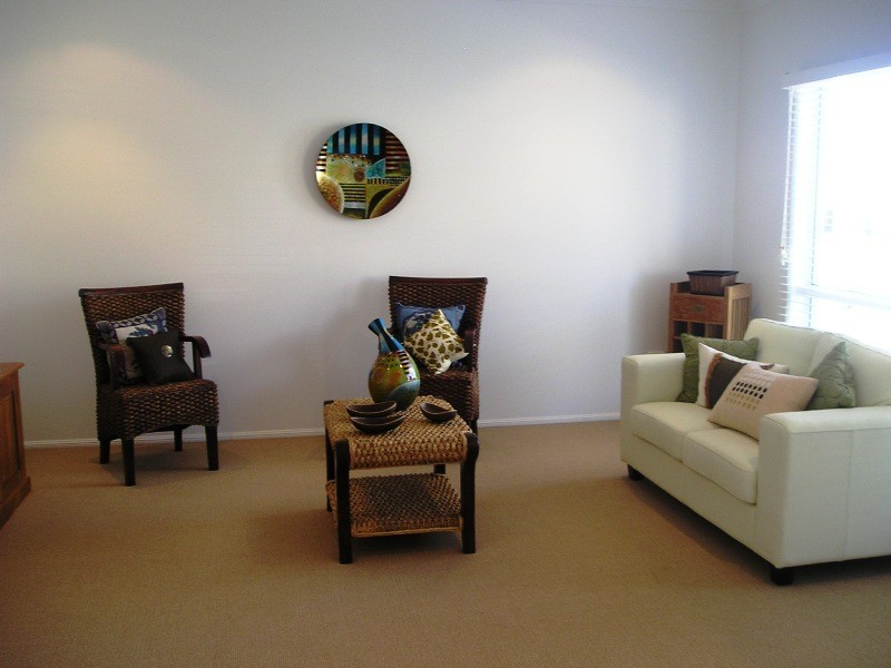 4 Hemple Street, Bushland Beach QLD 4818