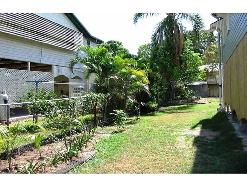 60 Kings Road, Hyde Park QLD 4812