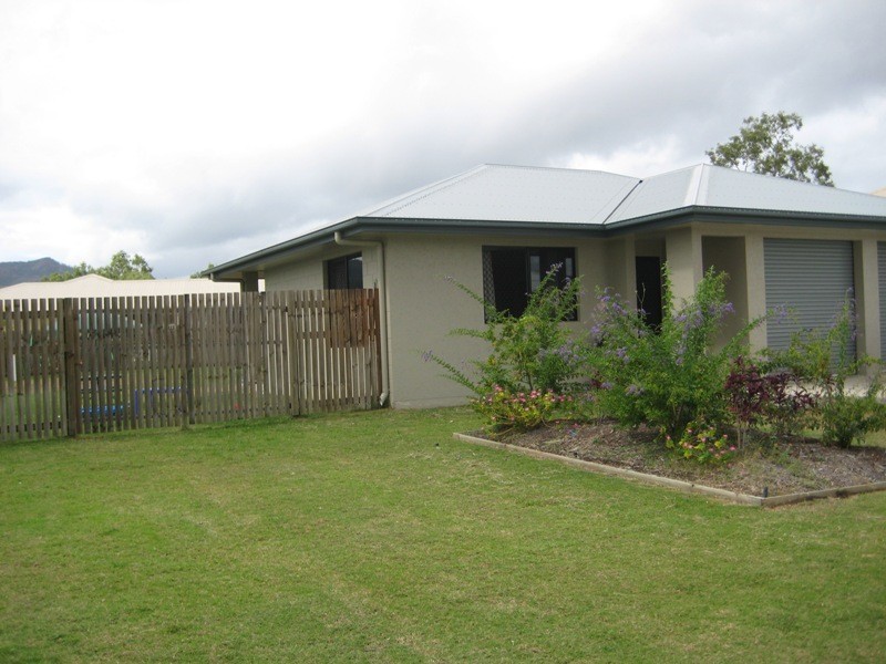 6 Amy Court, Kelso QLD 4815